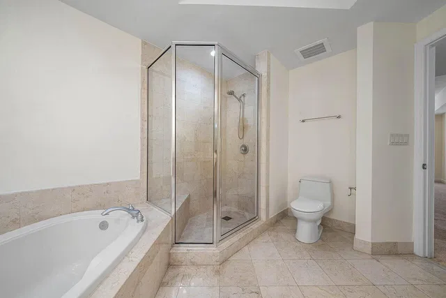 One City Plaza Unit 715 photo 11