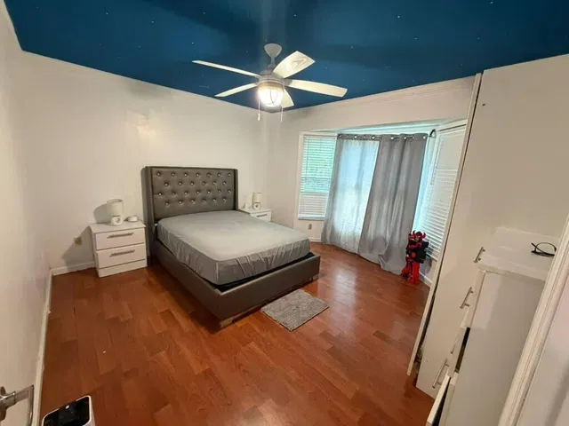 Residence photo 11