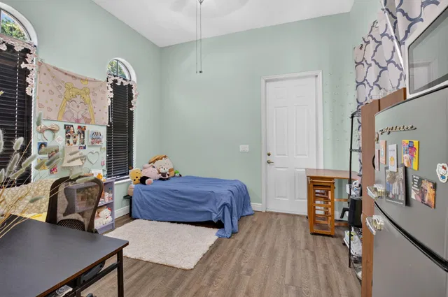 Residence photo 52