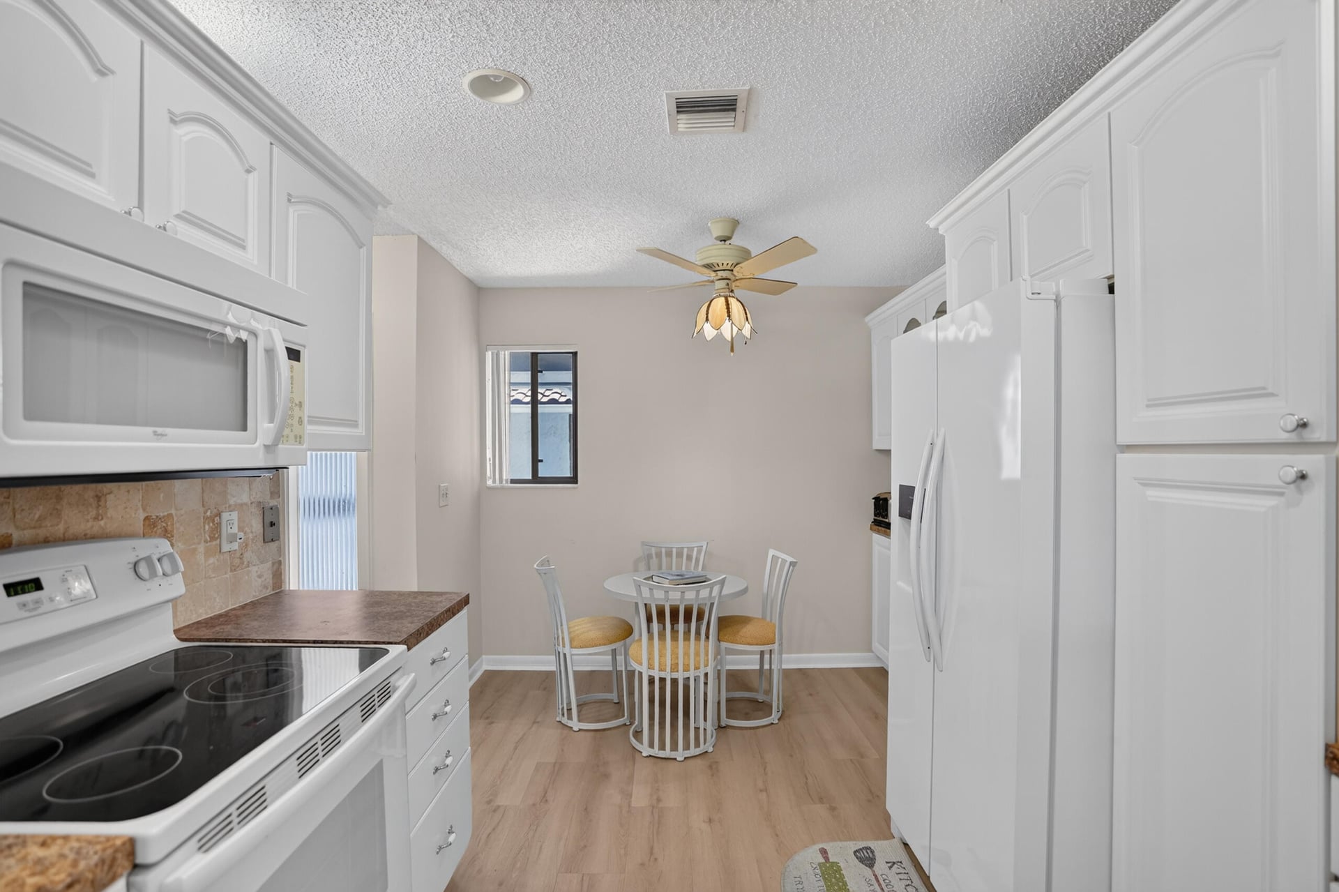 Unit 2030 photo 18