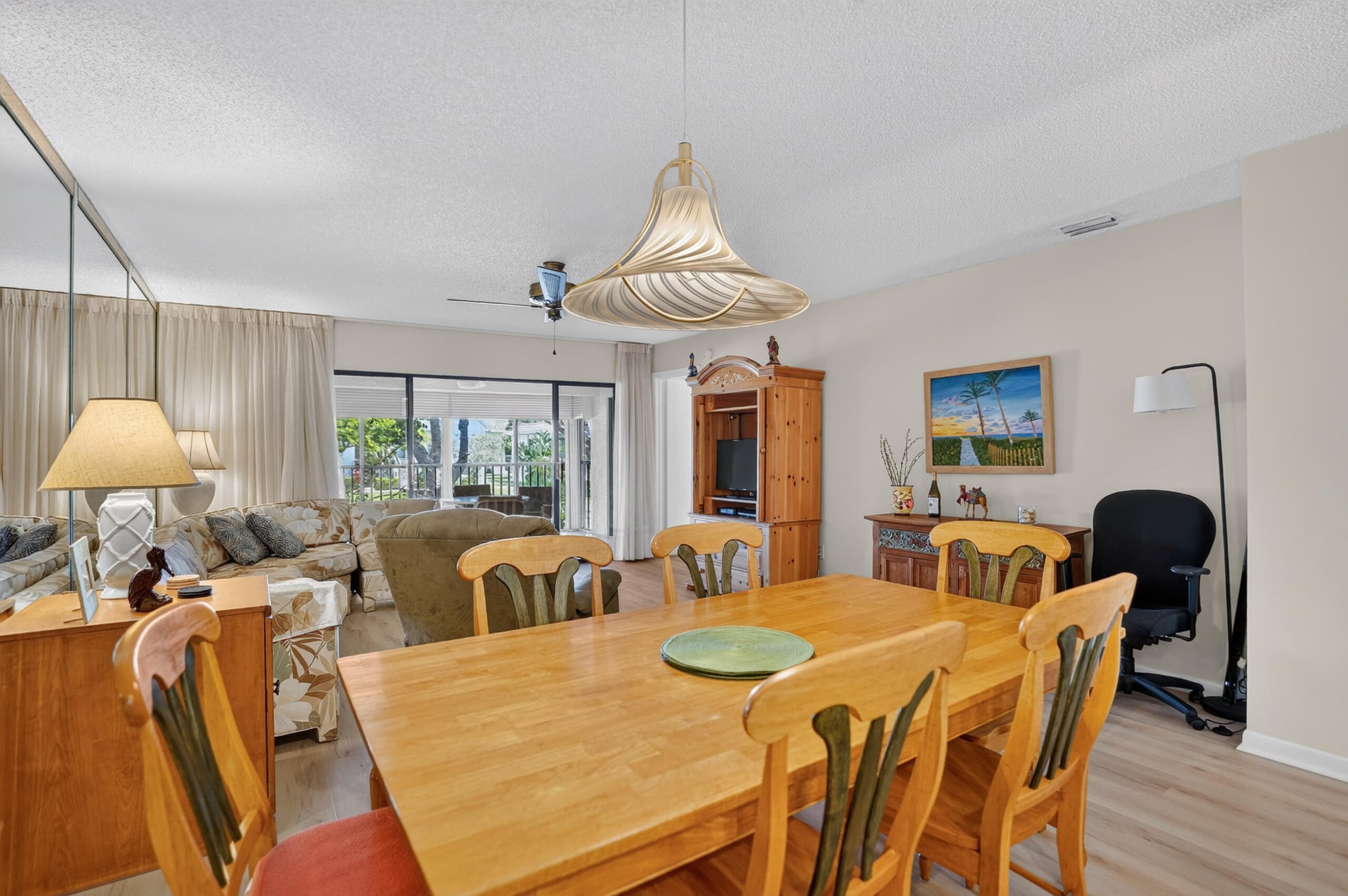 Unit 2030 photo 21