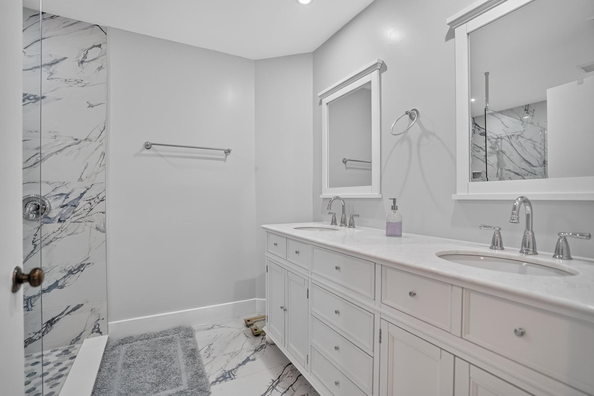 Unit 2030 photo 33