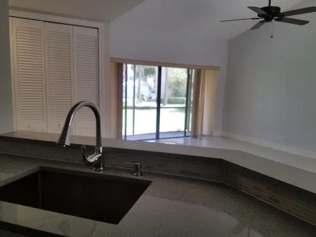Unit 102 photo 12