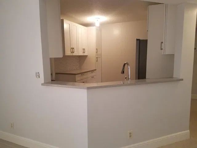 Unit 102 photo 15