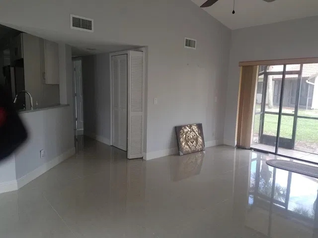 Unit 102 photo 29