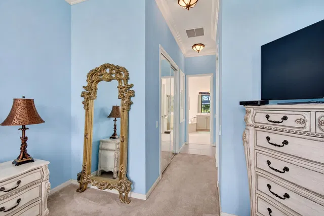 Residence photo 24