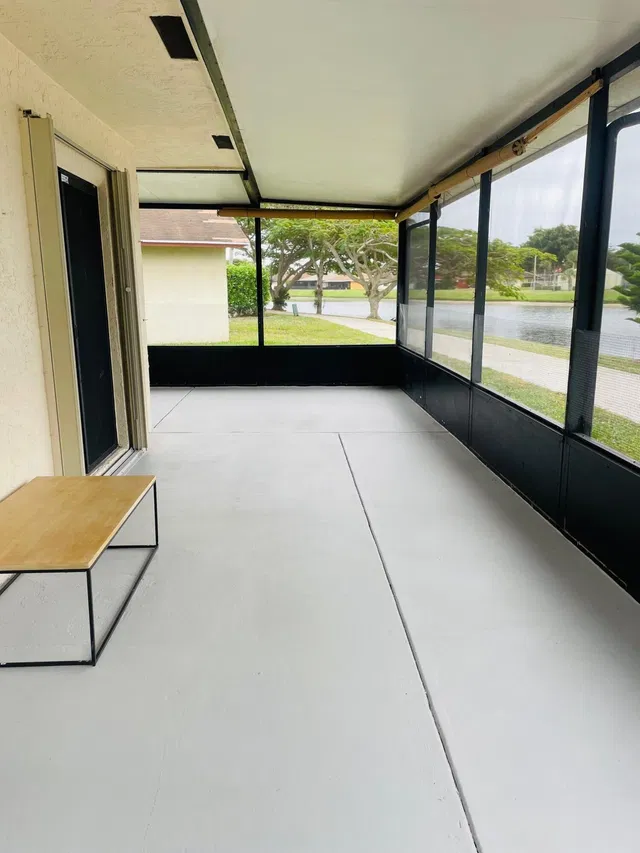 Residence photo 18