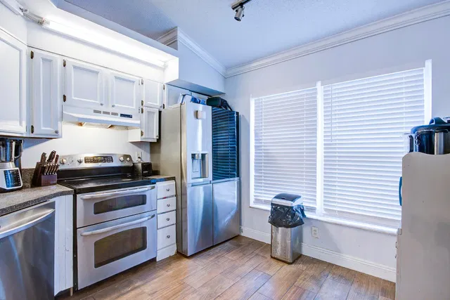  Residence photo 11