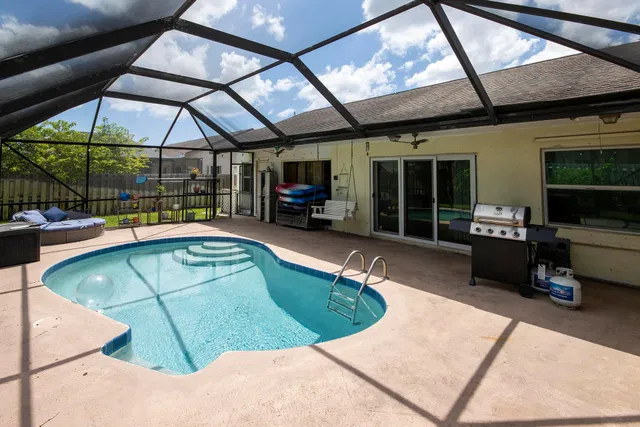  Residence photo 27