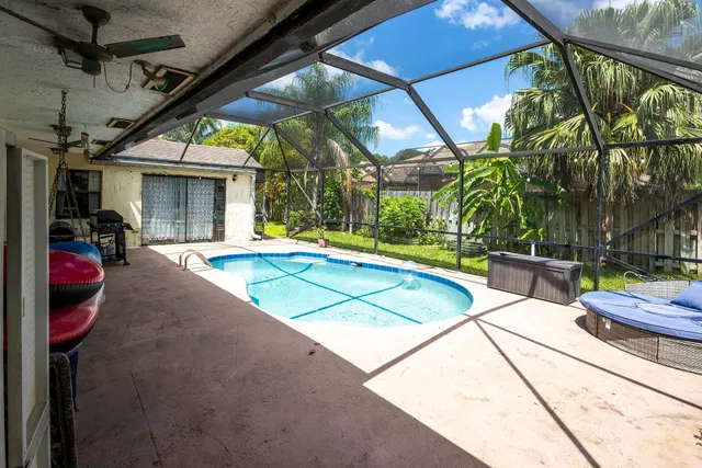  Residence photo 28