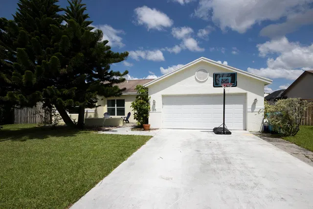  Residence photo 41