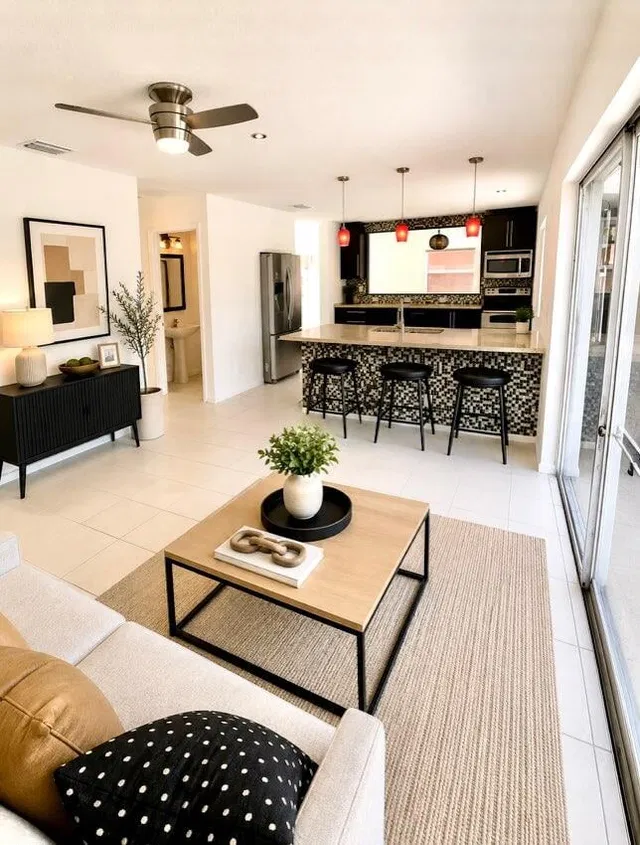 Residence photo 3