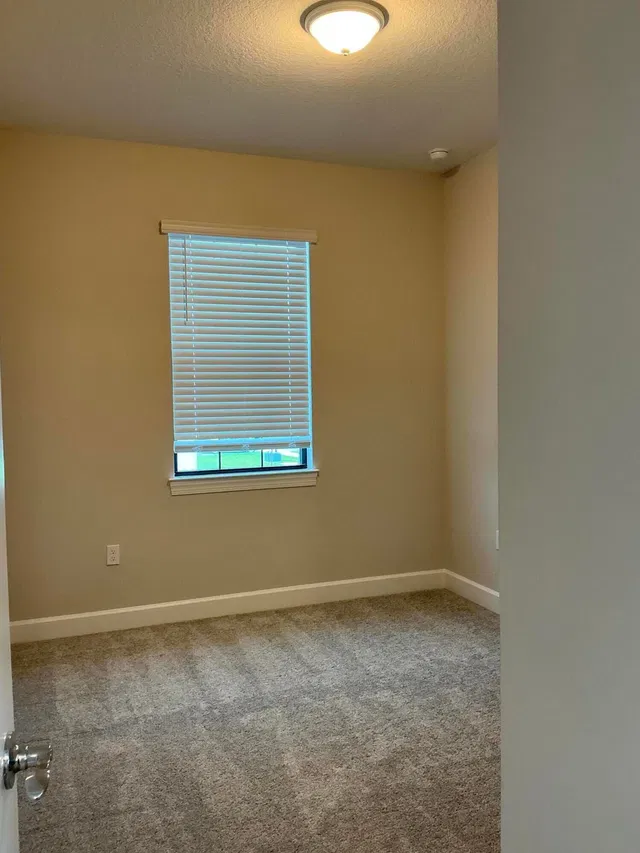  Residence photo 16
