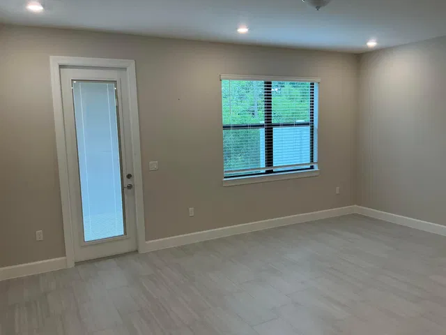  Residence photo 36