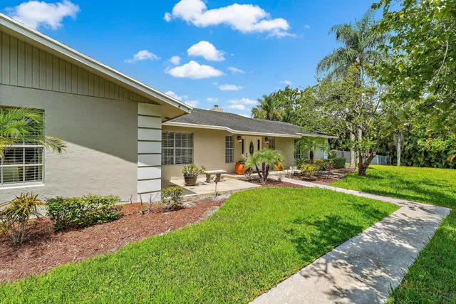 Residence photo 11