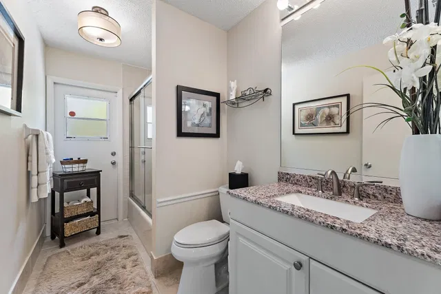 Residence photo 32