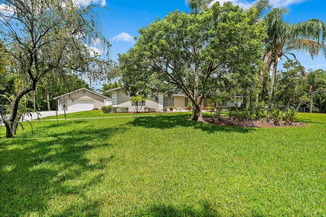 Residence photo 41