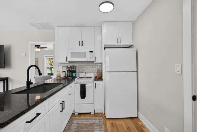  Residence photo 32