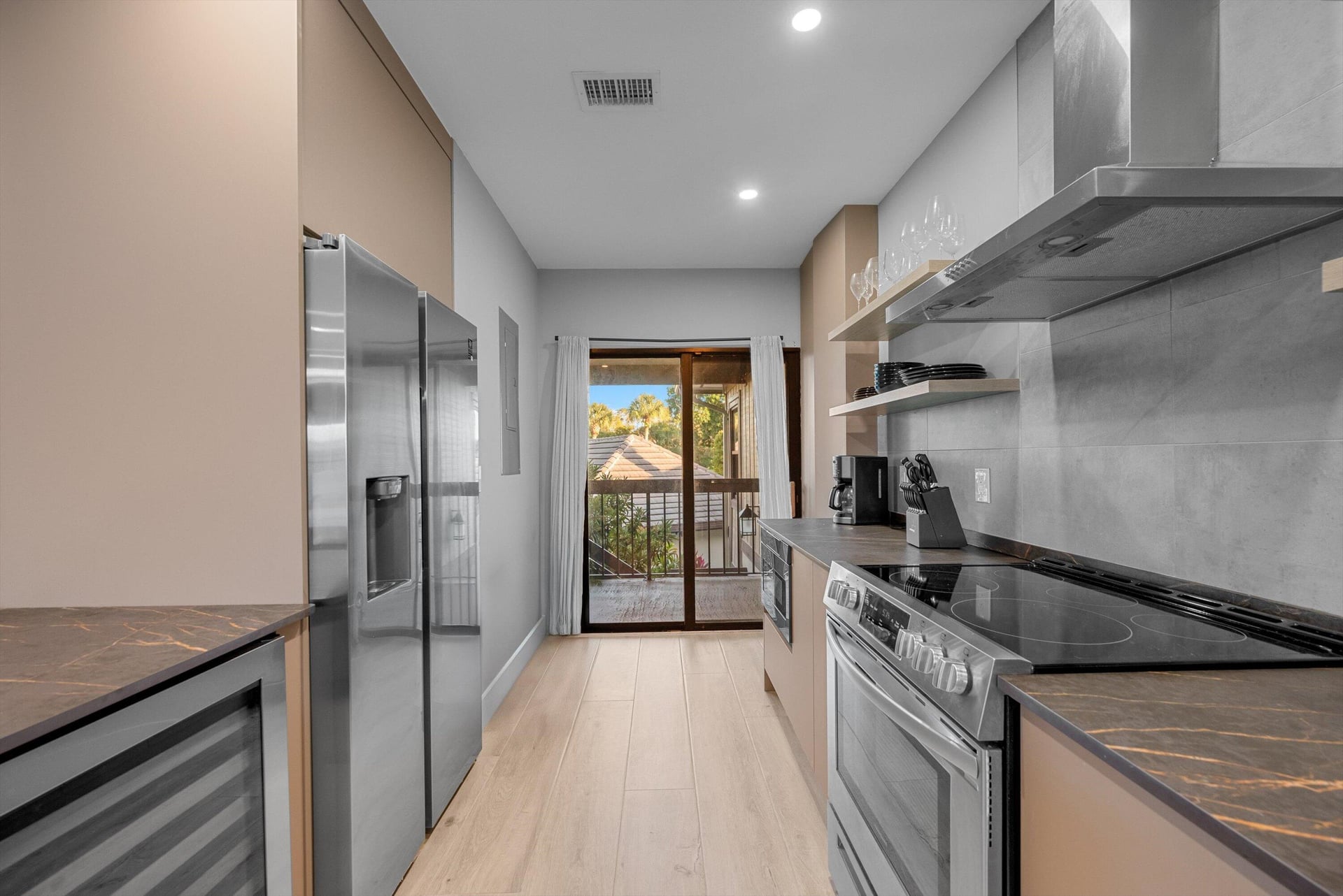  Unit Apt 204 photo 9