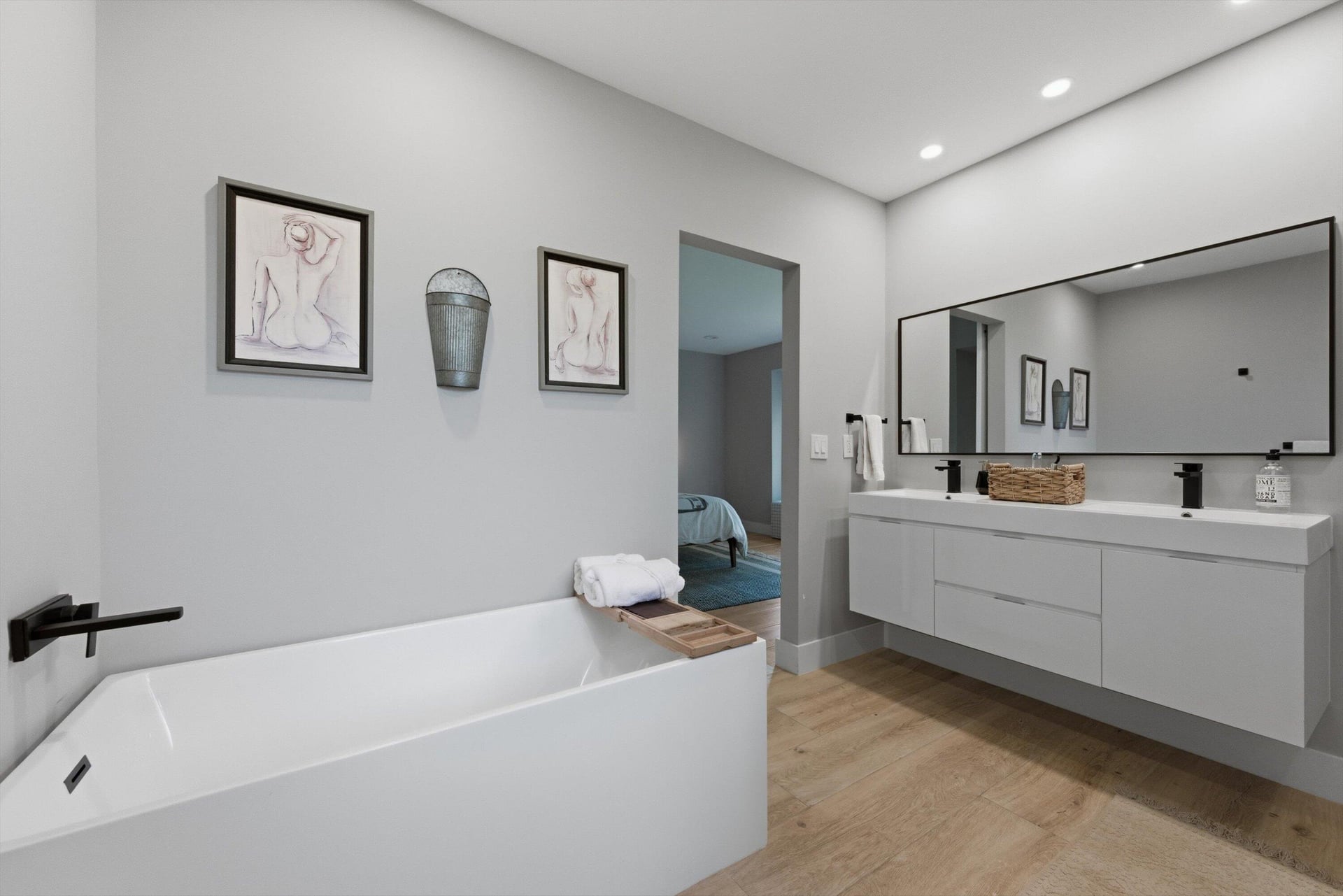  Unit Apt 204 photo 16