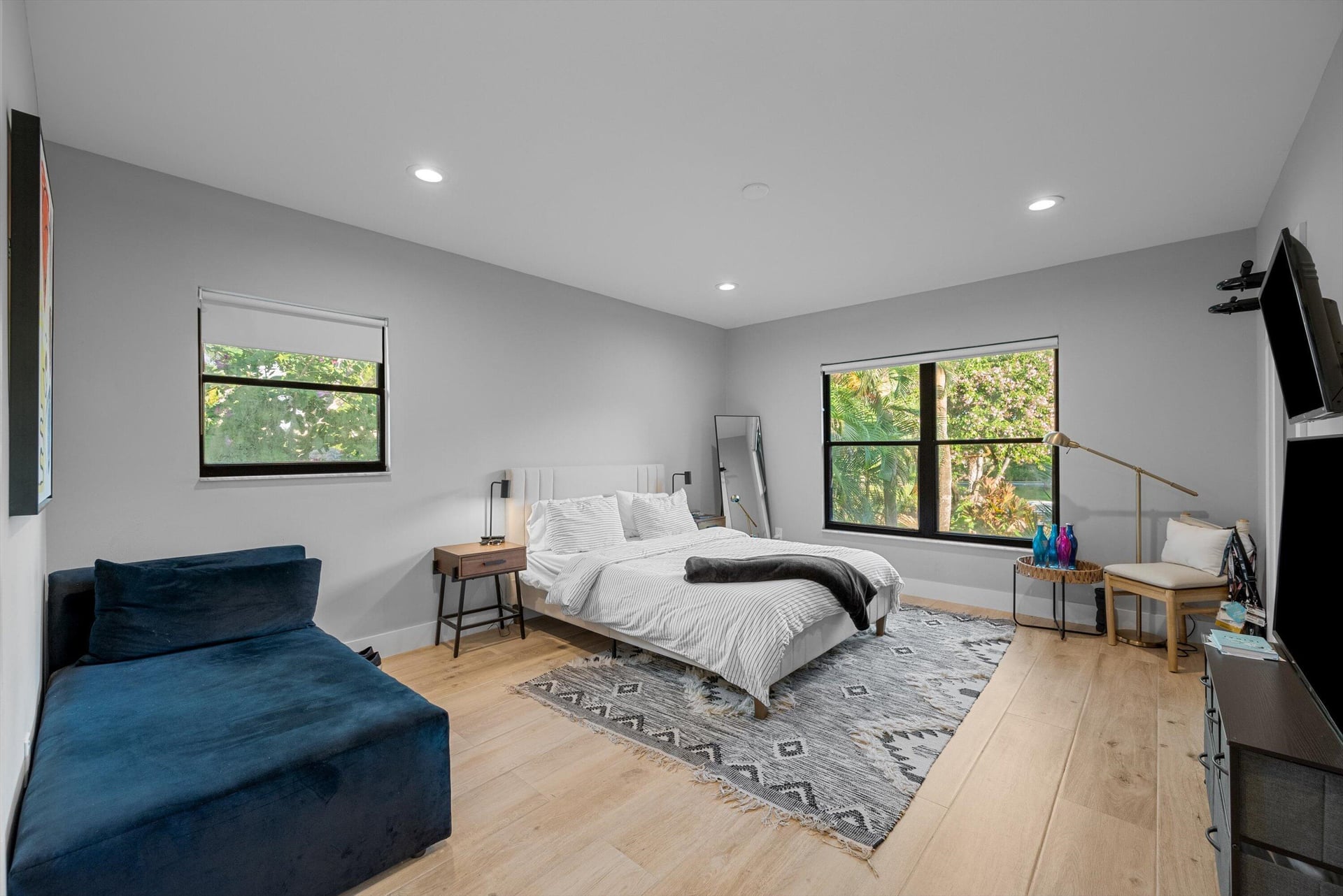  Unit Apt 204 photo 18