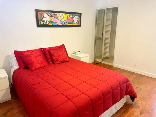 Residence photo 19