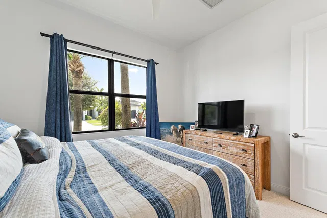 Residence photo 30