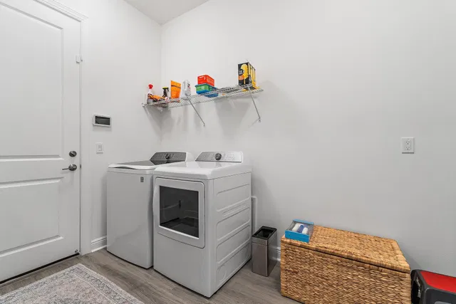 Residence photo 41
