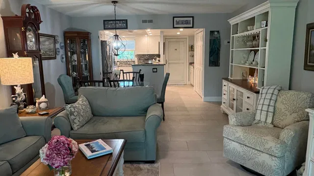 Singer Island Unit 124 photo 8