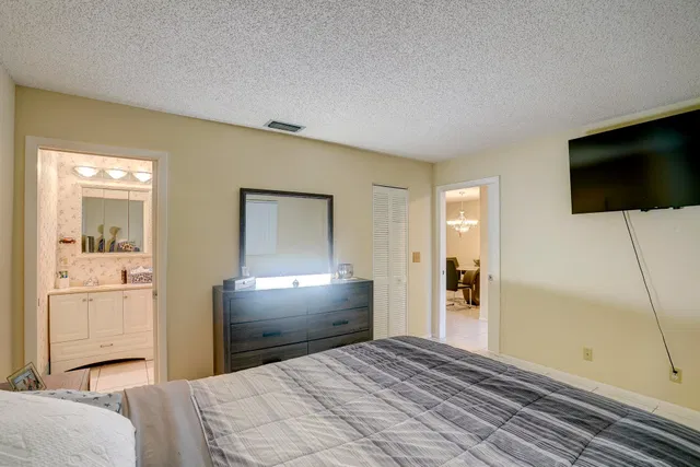  Unit 144 photo 12