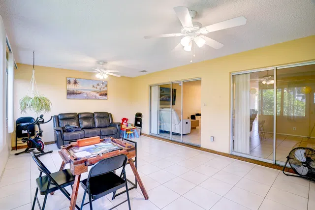  Unit 144 photo 16