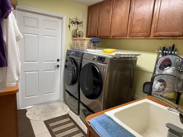  Residence photo 5