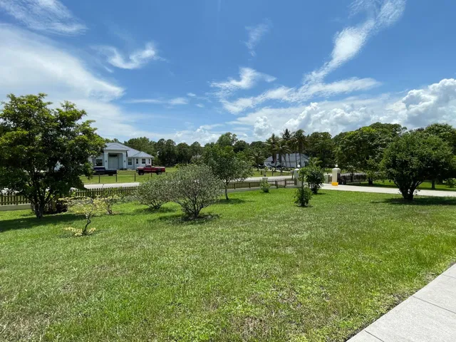  Residence photo 27