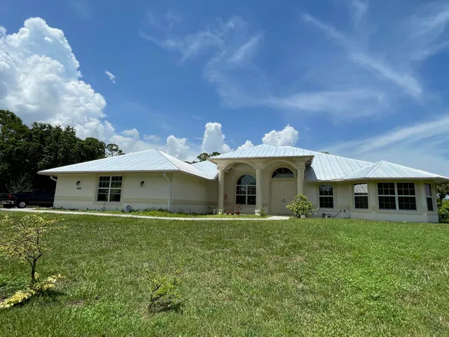  Residence photo 32