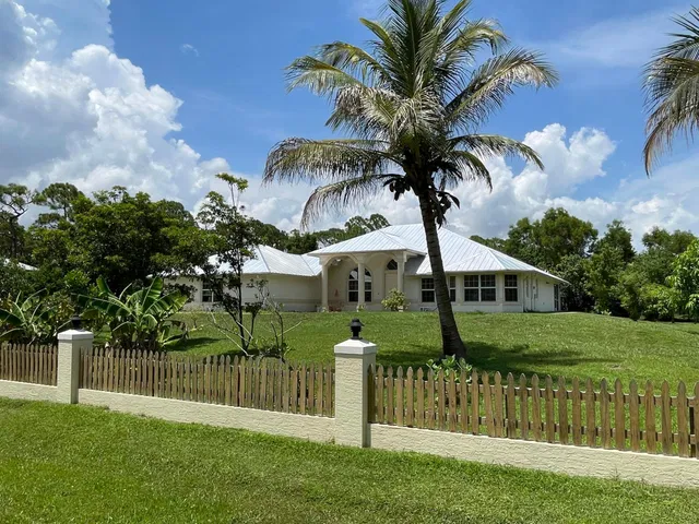  Residence photo 45