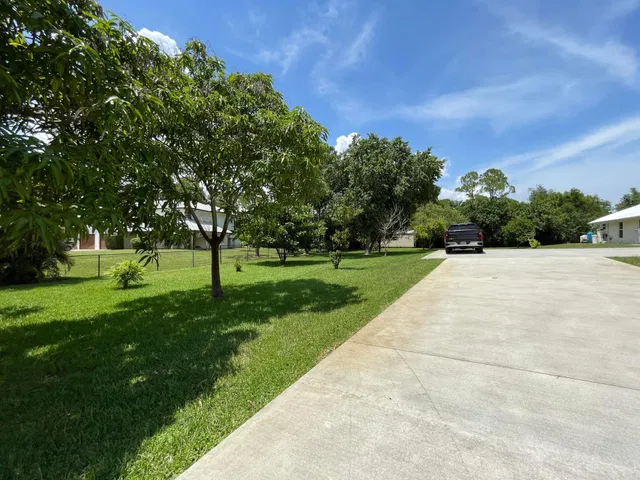  Residence photo 47