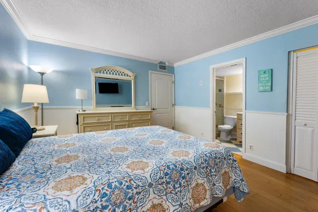  Unit E204 photo 19