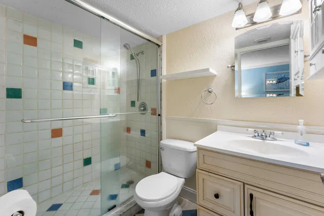  Unit E204 photo 21