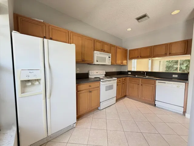 Residence photo 11