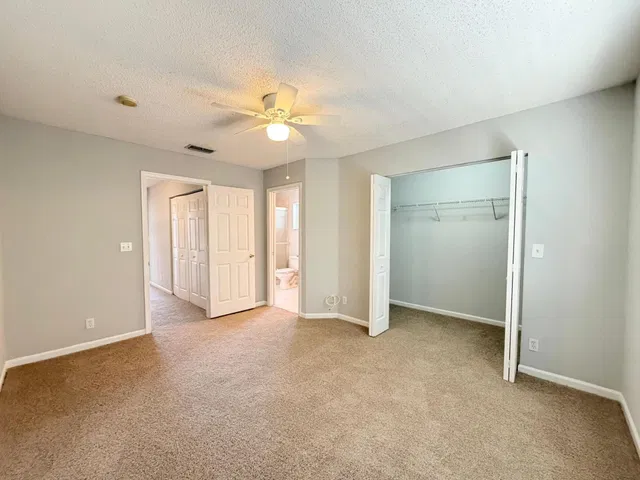 Residence photo 18