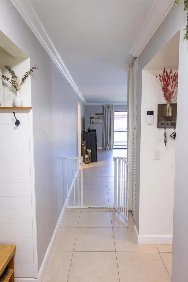  Residence photo 5