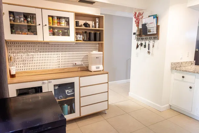  Residence photo 11