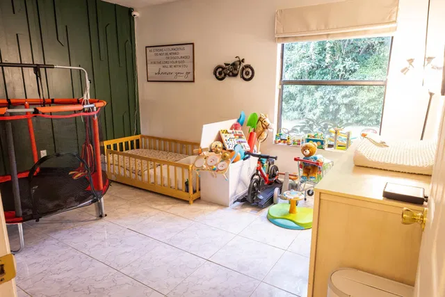  Residence photo 29