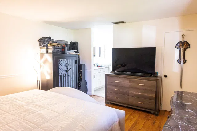  Residence photo 36