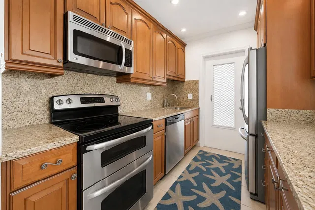 South Palm Beach Unit F3 photo 8