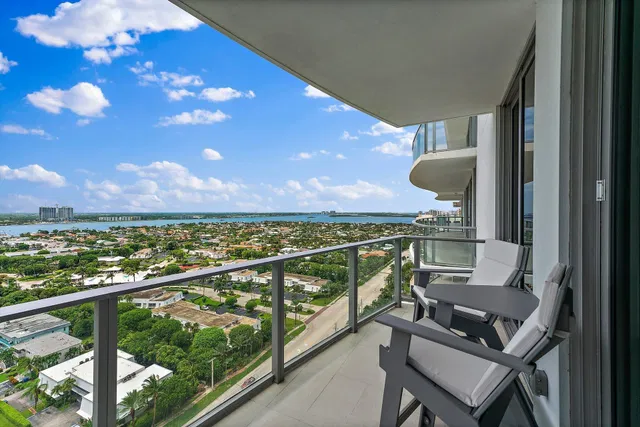 Amrit Ocean Resort & Residences Unit 1906 photo 15