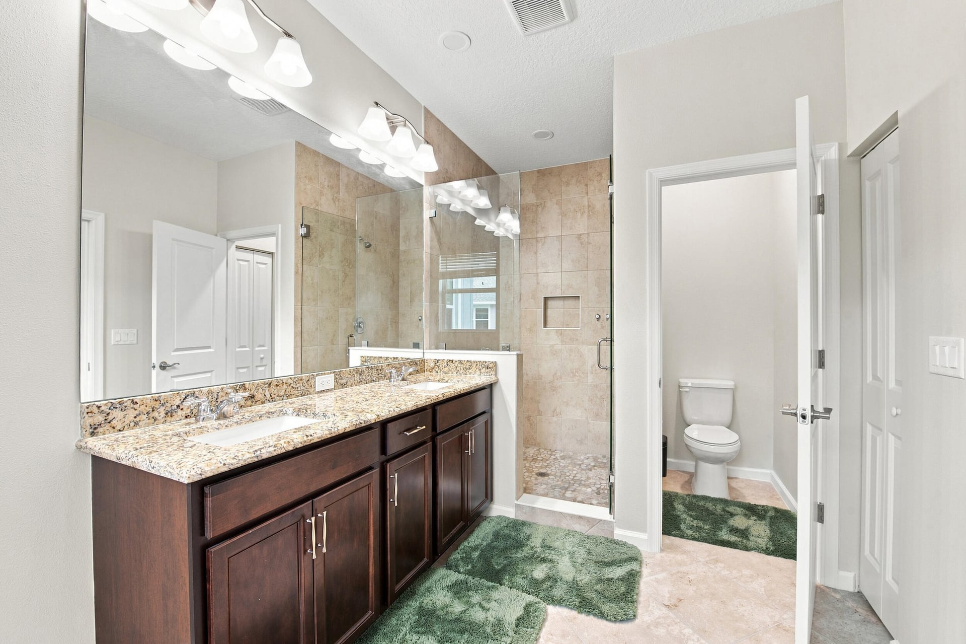 Residence photo 25