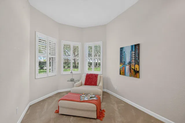  Residence photo 18