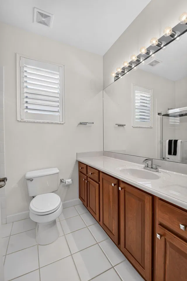  Residence photo 30
