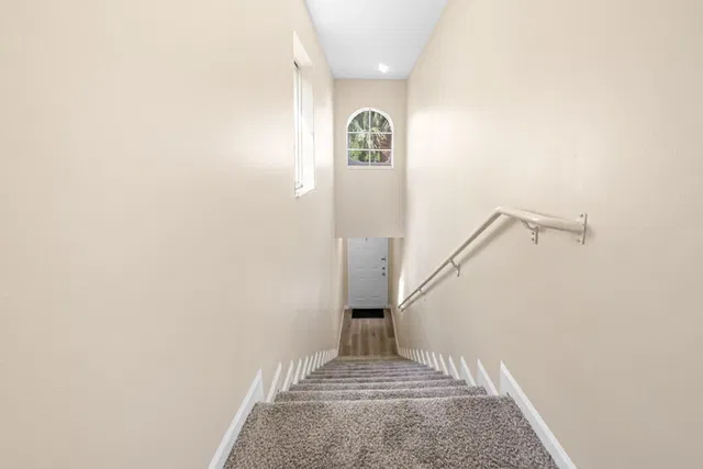 Unit 206 photo 9